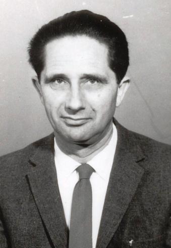 Harold Krantz OAM (Photo 1964 courtesy David Krantz) Abraham Harold Krantz (1906-1999) was born 15 February 1906 in Adelaide to Russian Jewish parents.