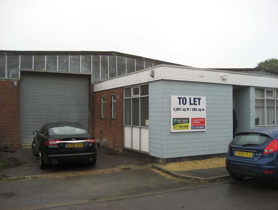 Unit M4 Stover Trading Estate, Millbrook Road, Yate, Bristol, BS37 5PB Tenure: TO LET Trade Counter / Warehouse Unit 2,581 sq ft (239.
