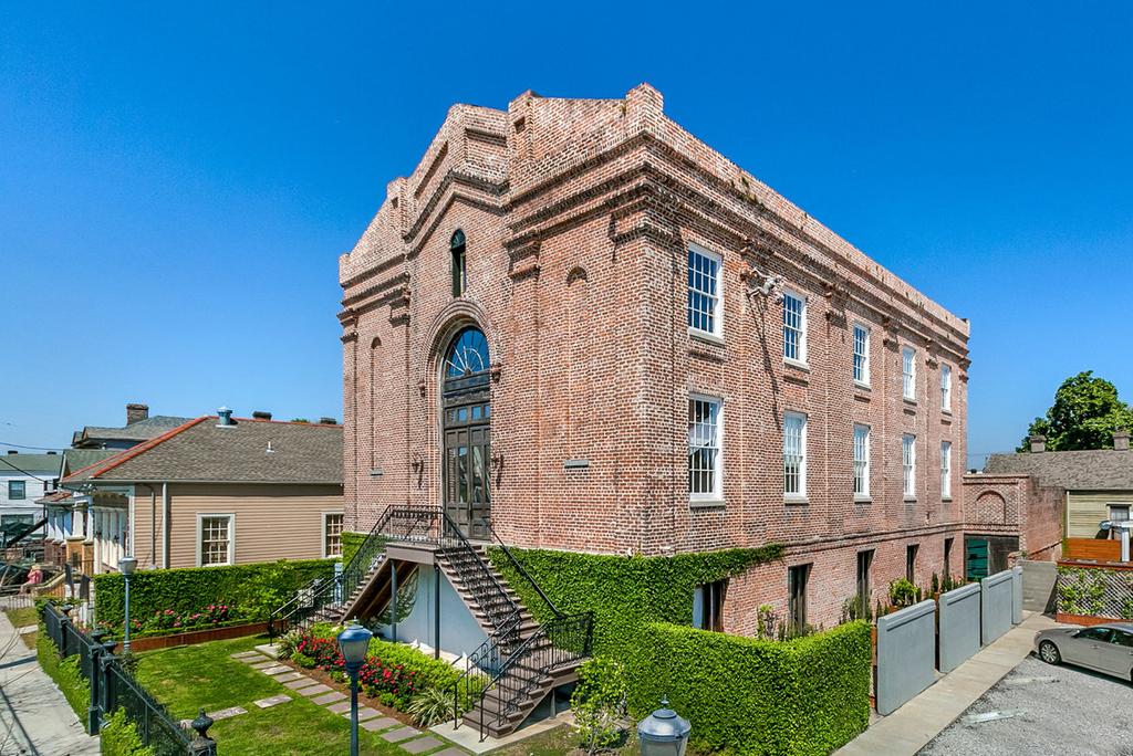 Historic Luxury Multi-Family Offering in Lower Garden District!