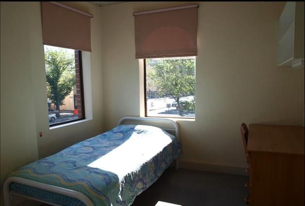 com Price per week: AUD 222-310 46 single rooms and 6 twin share rooms bedroom only, hostel accommodation with shared common areas, bathrooms and cooking facilities small building, very clean and