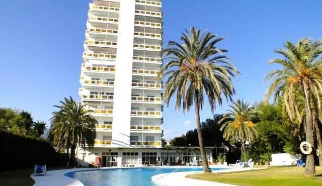 Ref Id: R730835 Nueva Andalucía Middle Floor Apartment 1 1 55 m² 0 m² Utilities : Electricity, Drinkable Water 1 bedroom apartment for sale in Torre de Andalucia in Nueva Andalucia situated on the