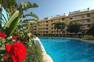 Ref Id: R564999 Nueva Andalucía Middle Floor Apartment 83 m² 5 m² Setting : Commercial Area, Close To Golf, Close To