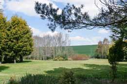 areas are perfect vantage points to enjoy views over the garden and