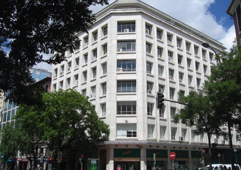 OFFICES Eloy Gonzalo, Madrid 72 Location Madrid GLA 6,231 Sqm Purchase Date 23 December 2014 WAULT 1.