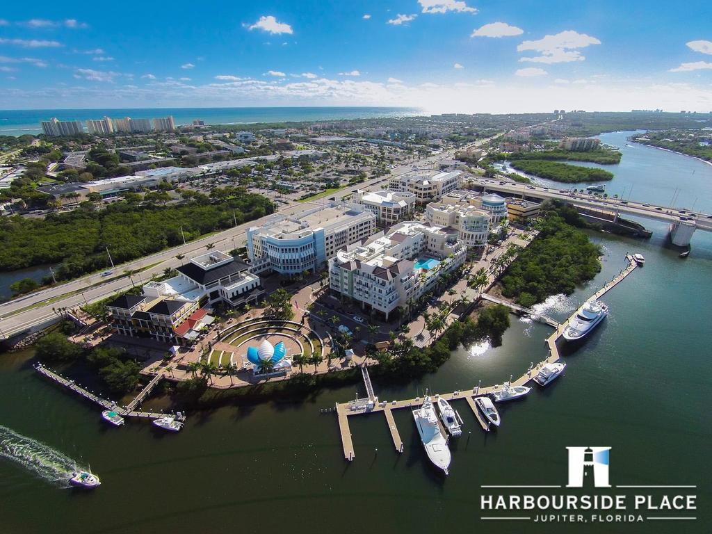 HARBOURSIDE PLACE, JUPITER Robert Hamman s team at SVN Florida represented the Landlord in the execution of