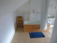 spacious 3 Bedroom flat located on  Centre and the Ring