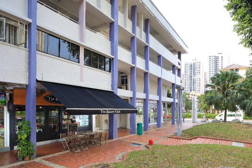 147 sqm (1,587 sqft) Remarks: Tenanted to popular bakery. Tastefully renovated. Face road. Owner not GST registered.
