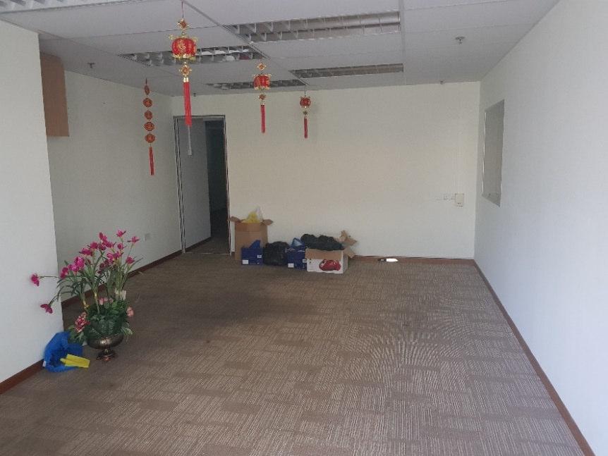 09/01/1995 Floor Area: Approx. 469 sqm (5,048 sqft) Remarks: Unit comes with parking space & toilets within. Tenanted at $9,000/mth. Sold with / without tenancy.