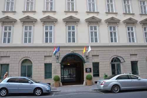 Zenit Budapest Palace 4* hotel.