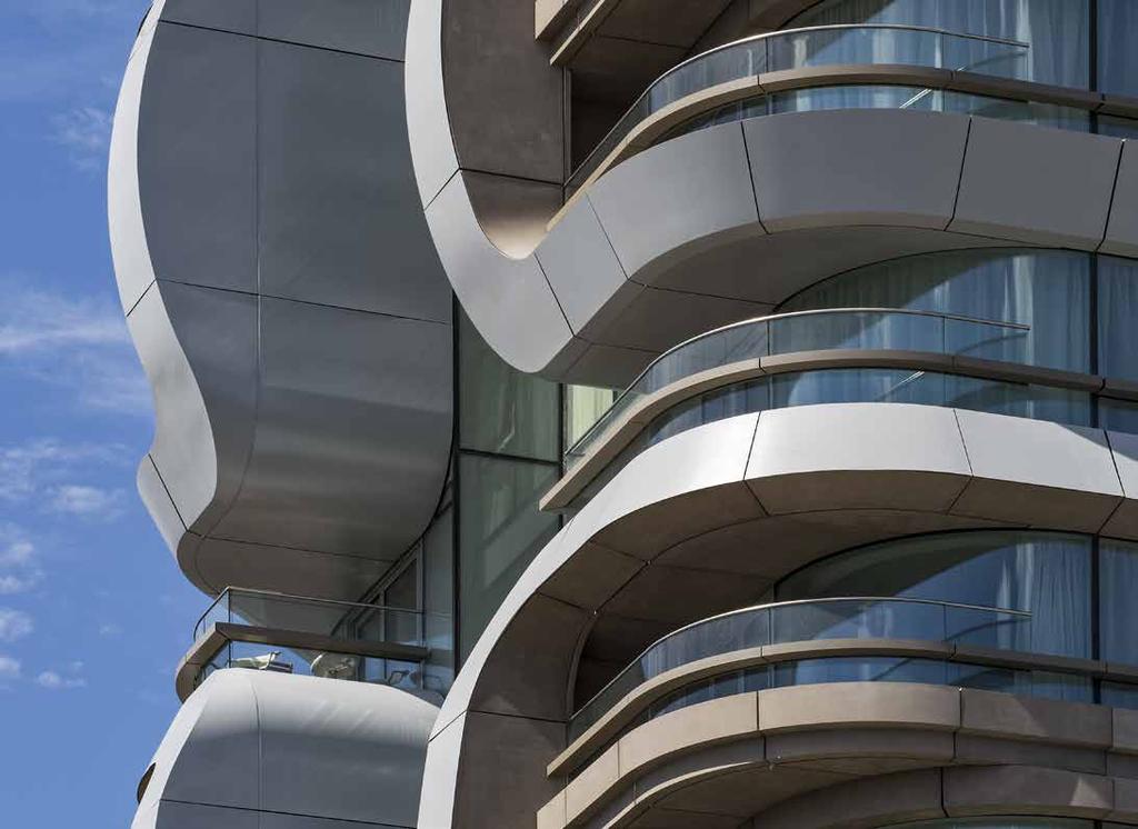 55 CANALETTO, CITY ROAD Construction Entirely self-delivered, we split the façade package into 40 individual components, including the largest curved glass panels in