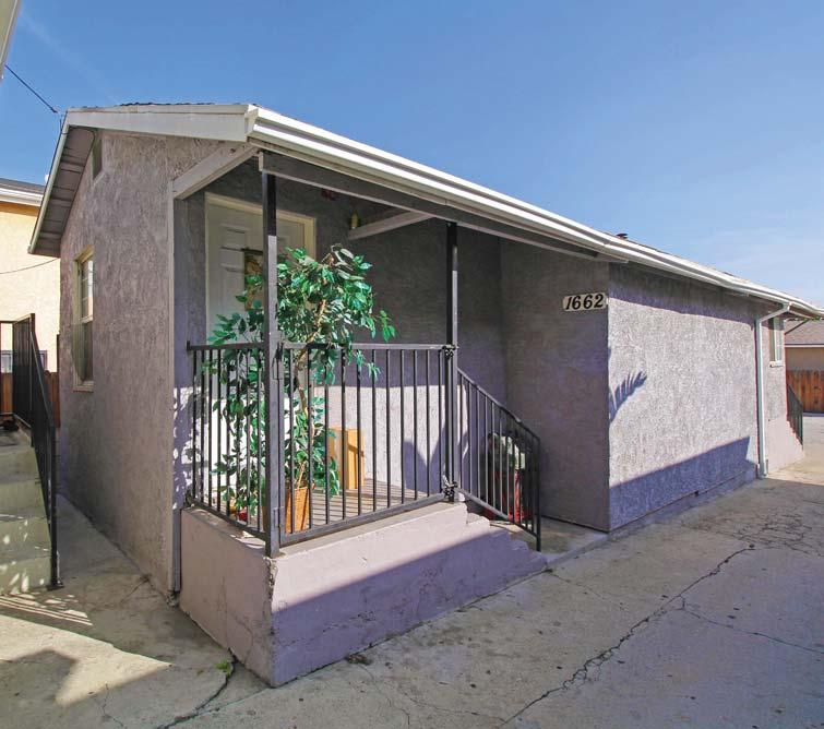 PROPERTY OVERVIEW 1656 Ricardo Street, Los Angeles, CA 90033 PRICE $895,000 UNITS 4 BULDING SIZE 2,002 Sq. Ft. LOT SIZE 7,500 Sq. Ft. CAP RATE 5.35% GRM 12.