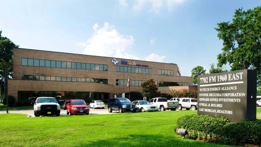 7702 FM 1960 E Humble, Texas 77346 PROPERTY HIGHLIGHTS 3 story office building 45,943 GLA Located just off the intersection of FM 1960 and West Lake