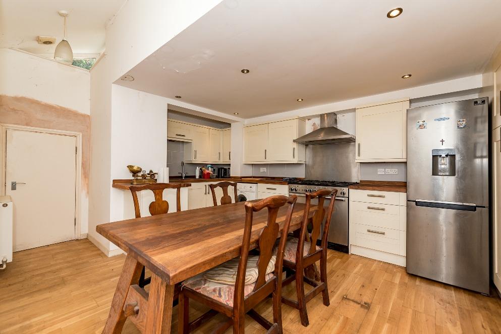 Sensitively modernised to create a sociable home, there are stunning views from the top and it's perfectly positioned on a one way street between the fashionable North Laine and relaxed café culture