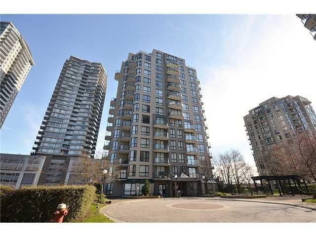 # 608 828 AGNES ST New Westminster, Downtown NW # 608 828 AGNES ST, V3M 6R4 List Price: $245,500 MLS# V1113604 Previous Price: Subdiv/Complex: WESTMINSTER TOWERS PID: 018-224-300 Full Baths: 2 Approx