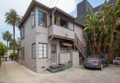 64 3 946 N Hayworth Avenue, West Hollywood, CA LISTED FOR $1,660,000 # OF UNITS 4 BUILDING SF 2,840 PRICE/SF $584.