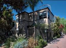 45 4 733 Westbourne Dr, West Hollywood, CA 90069 5 LISTED FOR $1,865,000 # OF UNITS 4 BUILDING SF 2,900 PRICE/SF $643