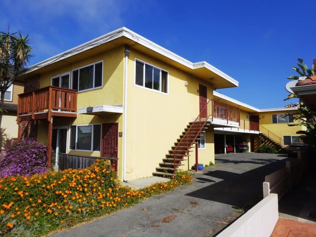 PROPERTY DESCRIPTION Property Description Unit Mix:(5) 2 BR / 1 BA Units 238 San Lorenzo Blvd in Santa Cruz is an attractive building with five large two-bedroom one-bath units.