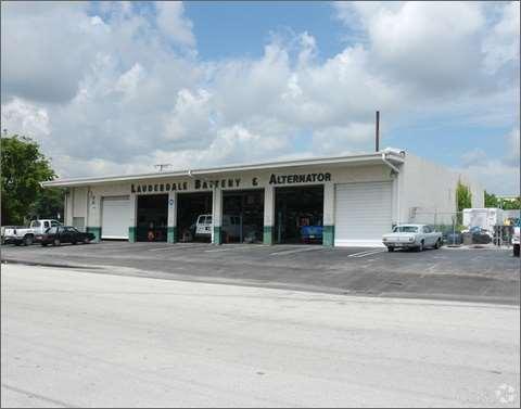 COMPARABLE SALES 2415 SW 3rd Ave Fort Lauderdale, FL 33315 Class C Service Building of 7,982 SF Sold on 5/23/2017 for $1,100,000 Research Complete buyer Leonard & Morrison 1995 E Oakland Blvd Fort