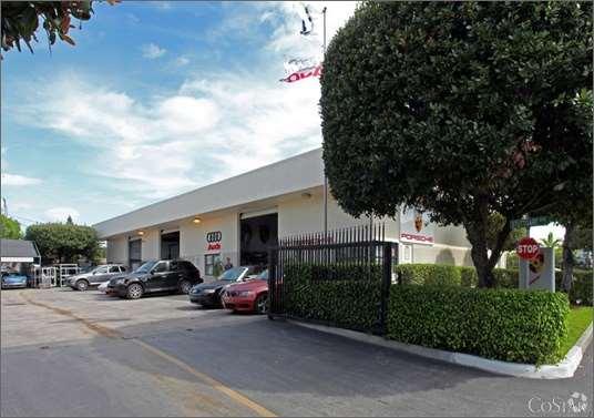 COMPARABLE SALES 1055 NW 51st Ct Wellington Pk Properties Fort Lauderdale, FL 33309 Class C Service Building of 7,491 SF Sold on 4/14/2017 for $1,650,000 Research Complete buyer Claudia Bussone 1055