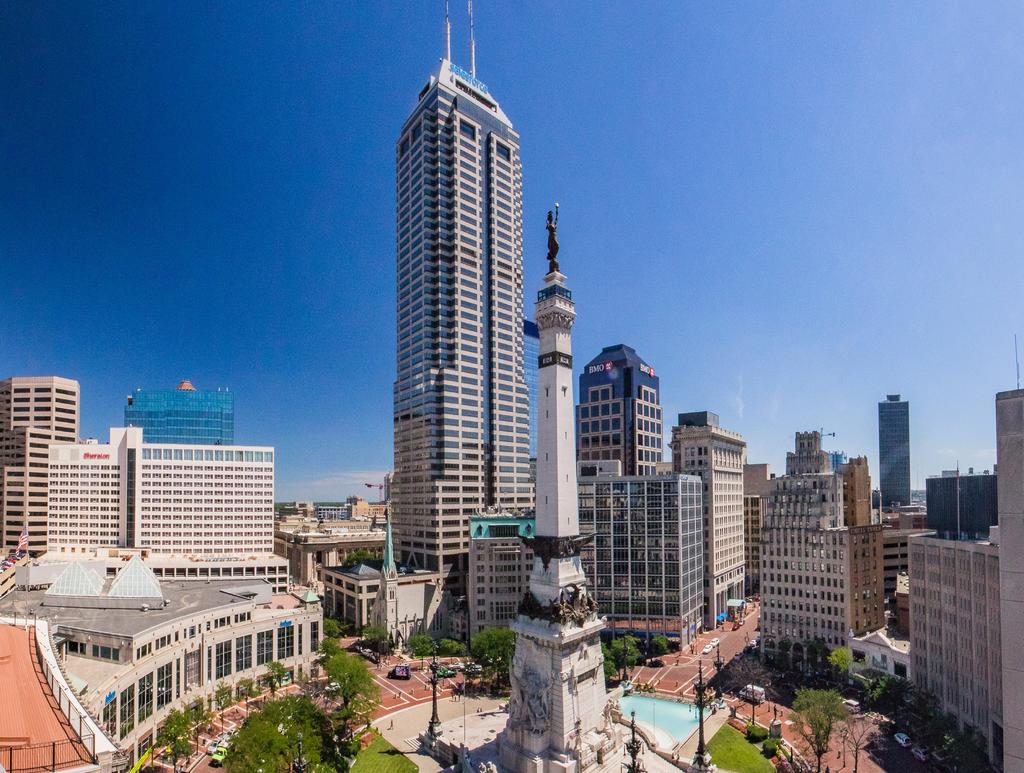 HELLO, NEIGHBOR! Allow us to introduce ourselves. Downtown Indy, Inc. (DII) is the urban place management organization for Downtown Indianapolis.