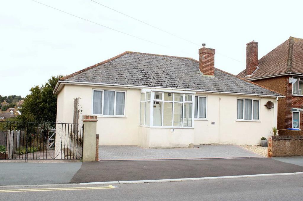 LETTINGS SPACIOUS THREE BEDROOM BUNGALOW STAFFORD ROAD, SEAFORD RARELY AVAILABLE SPACIOUS BUNGALOW