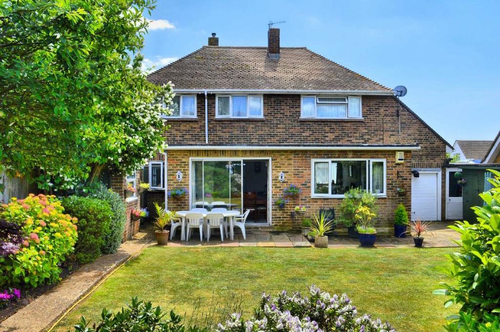 excellent countryside walks and convenient for Seaford Head golf course.