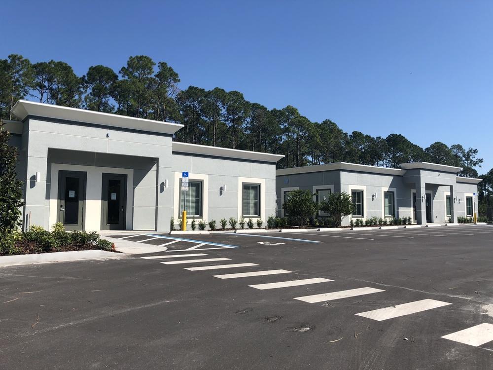 SMART Office Clyde Park Leasing Summary OFFERING SUMMARY Available SF: Lease Rate: 750-1,750 SF (up to 3,500 SF possible) $19.00-20.