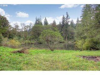 99AC Map Coord: 0/A/0 Prop Type: RESID List Date: 4/29/2016 List Price: $199,900 HWY 14 E, N on 15 St, becomes Washougal Riv Rd Great river retreat. Approx 300 feet of river frontage.