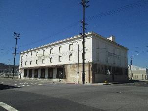 Year built: 1917 245 N FRIES AVE 310 W C ST 326 W C ST 222 N ISLAND AVE 238 N ISLAND AVE Wilmington Transfer and Storage Company, Utilitarian Excellent example of an early warehouse associated with