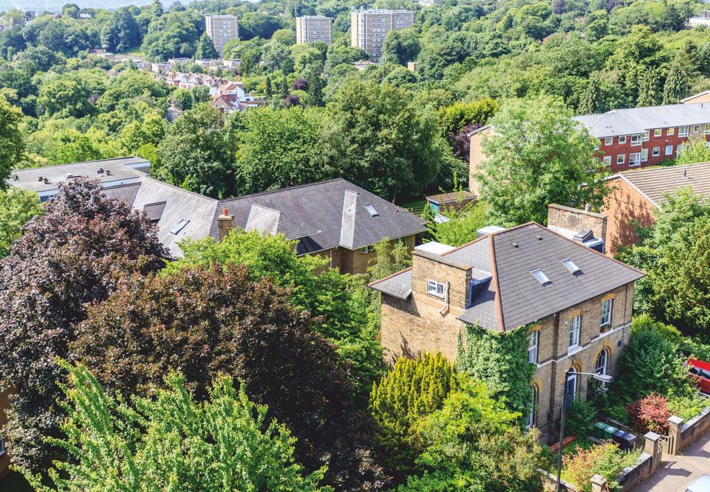28A SYDENHAM HILL 28 SYDENHAM HILL Opportunity Freehold development opportunity (STP) with vacant possession in Greater London borough of Lewisham In the popular residential area of Sydenham Hill 6