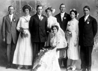 Henry Oye-Emily Herrmann wedding photo, 1910 Henry Oye Family
