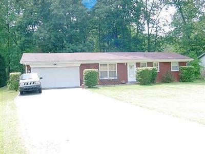 Page 34 of 39 Active 08/18/08 Listing # 200806536 3811 Chapel Ln Listing Price: $137,500 Area 04-00 Subdivision ne Beds 3 Approx Square Feet 1120 Baths(FH) 2 (1 1) Year Built 1965 Lot Sq Ft (approx)