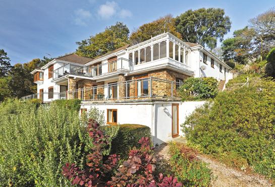 Lilleby MOULT ROAD SALCOMBE DEVON Occupying a commanding and private, south facing waterfront position overlooking South Sands.