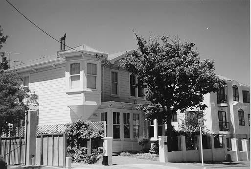 Residential building of grand scale are typical in Hobson Street Hobson Street and surrounds Focused along Hobson Street, this residential area is characterised by a large number of grand villas from
