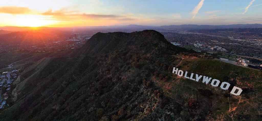 NEIGHBORHOOD DETAILS: HOLLYWOOD The list of things to do in Hollywood boasts big attractions, like the Hollywood Walk of Fame and Universal Studios, but it holds plenty of lesser-known places to