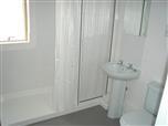 flat ref no: 157 Location: Fitzgerald House, 237 vondale Drive, Hayes Rent: 99.99pw Service harge: 17.03 pw flat No garden, electric central heating, bath. edroom 1: 14'3 x 10'0. edroom 2: 12'9 x 6'7.