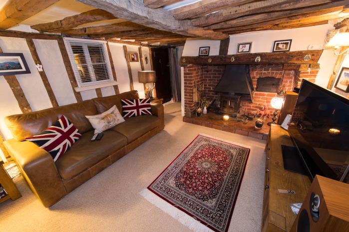Clarks Cottage dates back to circa 1640 and has been sympathetically extended and improved by the current owners, including a re-thatch in March 2014.