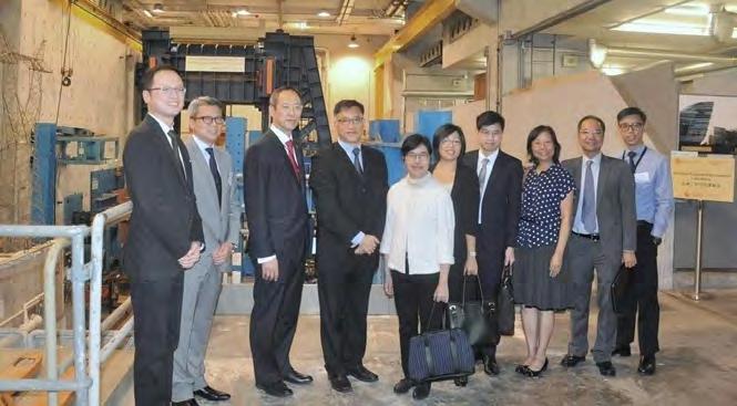 A visit by Innovation and Technology Commission On 26th October 2016, ITC officials visited the researchoriented units of the Hong Kong Polytechnic University, in particular, two Partner State Key