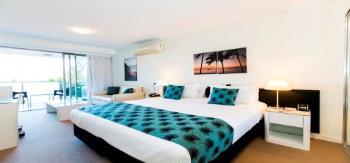 (Please circle) Arrival Date Departure Date Rate Per Room per night 1 pax 2 pax Hotel Room King Bed or Twin Singles $178 $217 Hotel Superior (marina view) King Bed or Twin Singles $196 $236 Studio