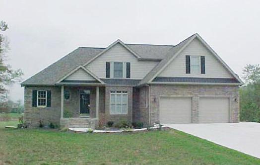 This 5 BR 3 BA home was built for owners that enjoy spending time with family and/or entertaining.