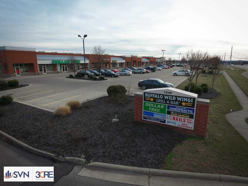 PROPERTY SUMMARY AVAILABLE SF: 5,600 SF LEASE RATE: $15.00 SF/Yr (NNN) LOT SIZE: BUILDING SIZE: 3.