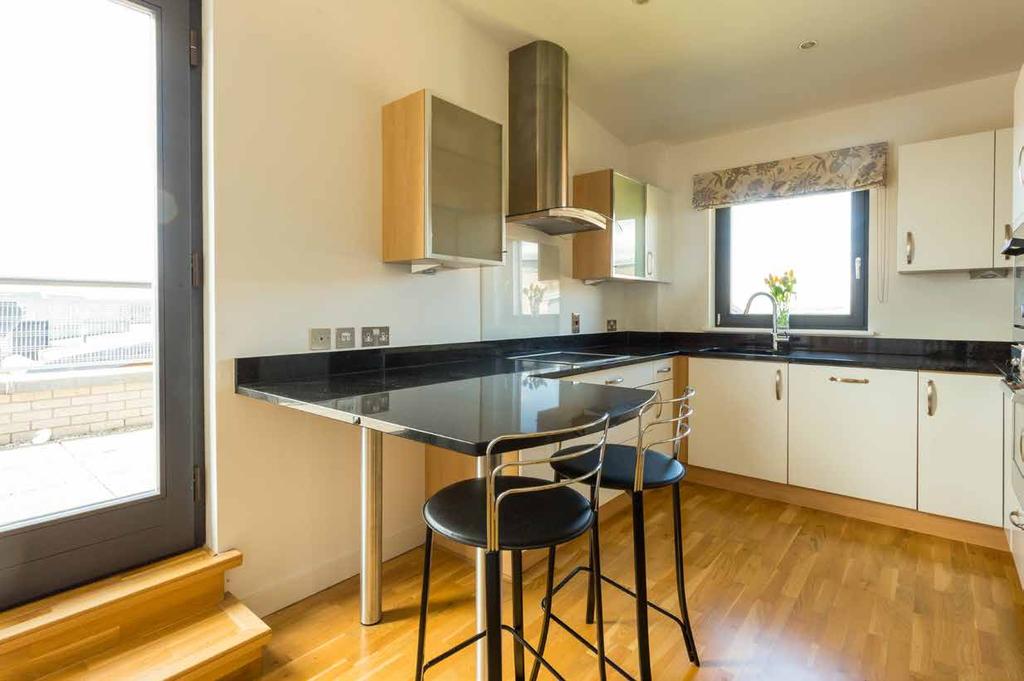 the locality features Nestled adjacent to the peaceful Union Canal, Meggetland Square is situated within the prime residential district of Craiglockhart,