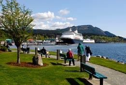 Harbour Quay on the Alberni Inlet is a vibrant waterfront development featuring restaurants, art galleries and gift shops, as well as a marina.