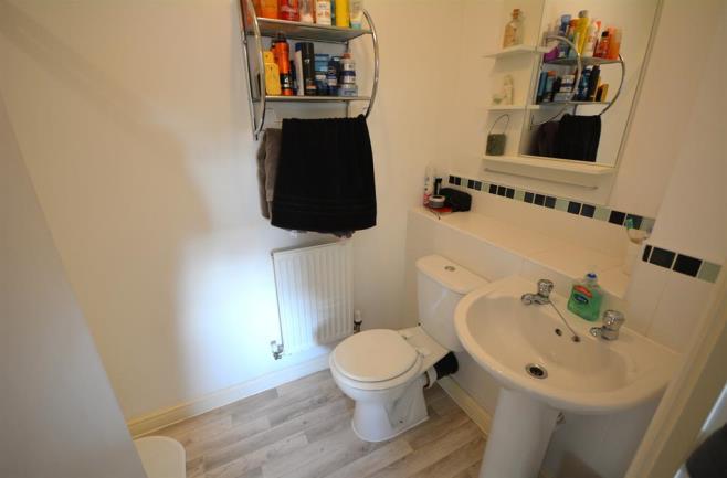 private en suite bathroom and ample space for further pieces of bedroom furniture. BEDROOM THREE 1.98m (6' 6") x 2.