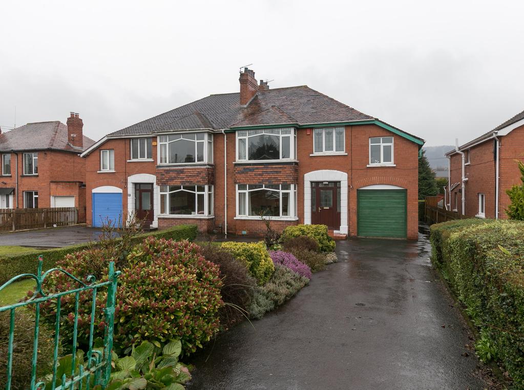 Westways 22 Belfast Road Holywood, BT18 9EL Offers over 275,000 SOLD THE AGENTS PERSPECTIVE Located within a short walk of Sullivan Upper School and