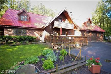 Taylor-Made Deep Creek Vacations & Sale List. Date: 08-Jun-2017 DOMM/DOMP: 119/119 Internet Remarks: Beautiful three story home in the charming Mountainside community.