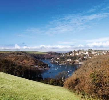 Highweek makes an ideal place for pursuing leisure interests along the glorious South Devon coastline, the surrounding countryside (with its rivers, golf courses etc) and