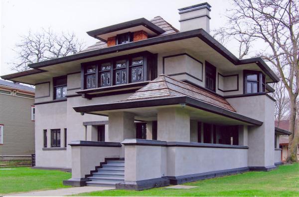 9 313 FOREST AVENUE HILLS-DeCARO HOUSE Architect: