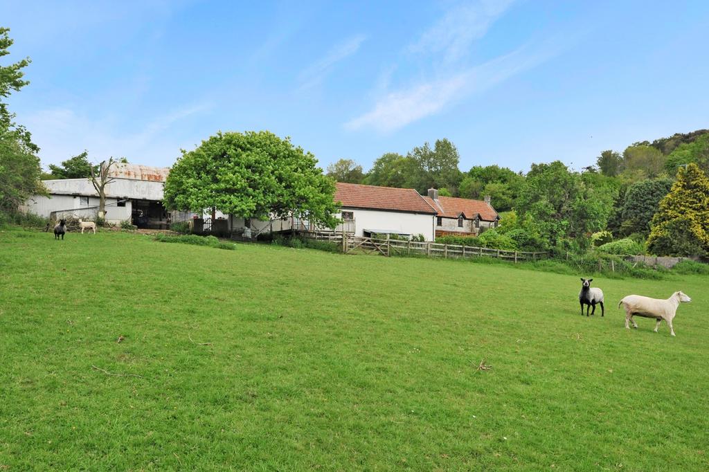 Mary Paddock Farm Nempnett Thrubwell Chew Stoke Bath & NES BS40 8YL ~ A substantial and versatile residence situated in the desirable Chew Valley with superb panoramic views of Blagdon lake.