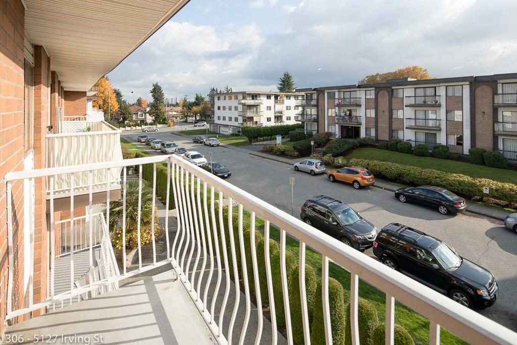 Phone: --9 R IRVING STREET Burnaby South Forest Glen BS VH T $, (LP). Original Price: $, Frontage (metres):. Appro. Year Built: 9 ' s: Lot Area (sq.ft.):,. rooms: Full s: Gross Taes: RM $,.